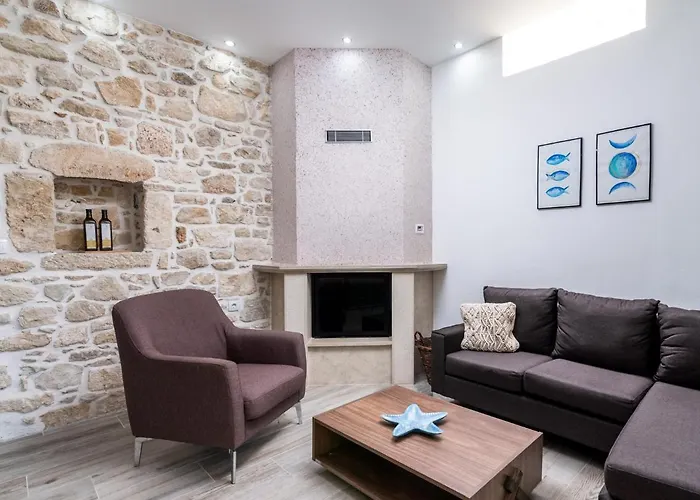 Katina\'S House